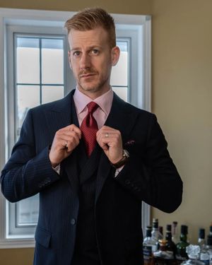 Blue prince of wales Suit with Pink Shirt and Red Tie